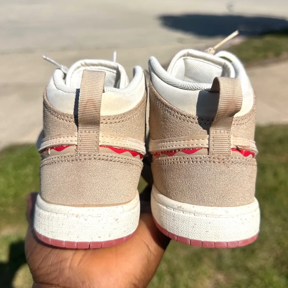 Nike Jordan 1 Mid Little Kids Athletic Shoes Size 2.5Y Desert Pale Ivory